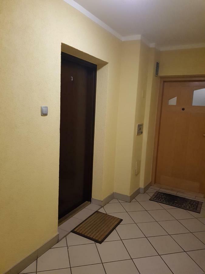 צ'סטוצ'ובה Pod Jasna Gora - Apartament 3 מראה חיצוני תמונה